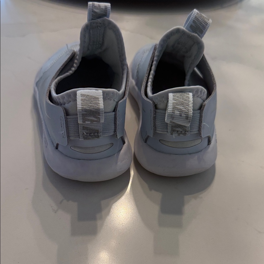 Nike Kids Light Blue Sneakers - Picture 3 of 5